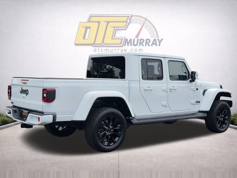 Used 2022 Jeep Gladiator Overland AWD/4WD image 5