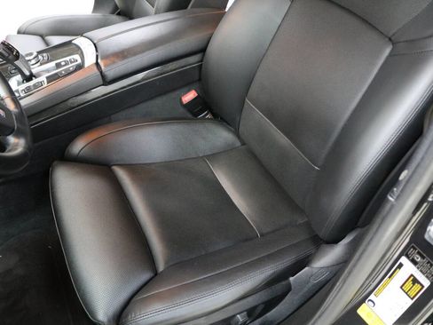 Used 2012 BMW 750Li image 71