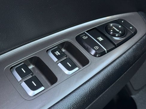 Used 2020 Kia Optima LX FWD image 23