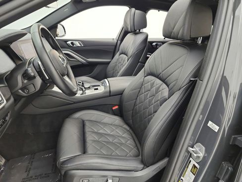 Used 2023 BMW X6 M50i w/ Parking Assistance Package image 15