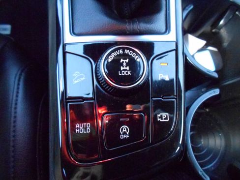Used 2025 Kia Sportage X-Line w/ Premium Package AWD/4WD image 15