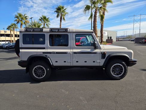 Used 2025 INEOS Grenadier Fieldmaster Edition image 7