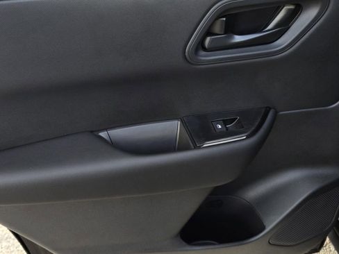 New 2026 Nissan Rogue S image 10