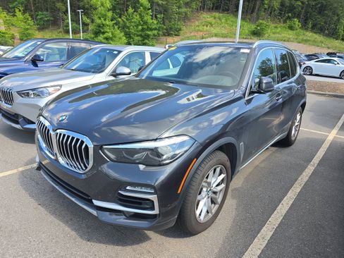Used 2021 BMW X5 xDrive40i w/ Premium Package AWD/4WD image 4