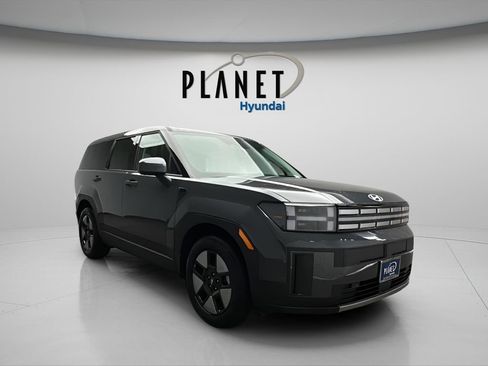 New 2026 Hyundai Santa Fe SE image 1