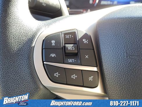 Used 2023 Ford Explorer XLT w/ Equipment Group 202A image 19