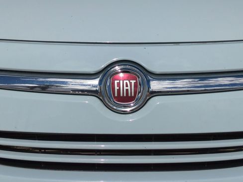 Used 2014 FIAT 500L Lounge image 13