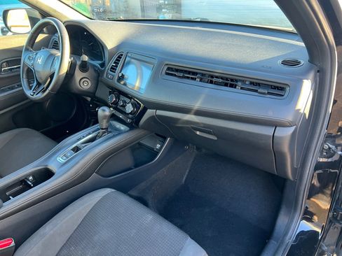 Used 2019 Honda HR-V Sport image 16