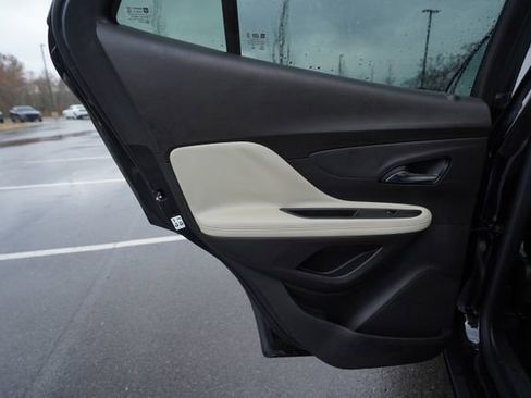 Used 2021 Buick Encore Preferred w/ Safety Package image 16