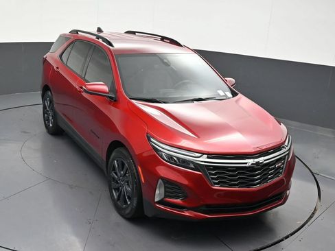 Used 2023 Chevrolet Equinox RS w/ RS Leather Package FWD image 23