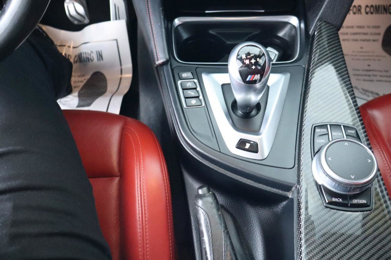 Used 2018 BMW M3 RWD image 19
