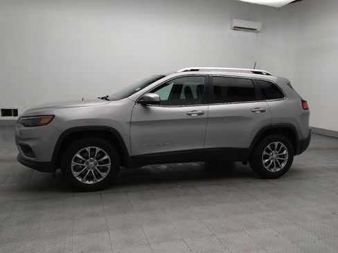 Used 2019 Jeep Cherokee Latitude Plus w/ Comfort/Convenience Group AWD/4WD image 2