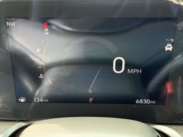 Used 2025 Buick Encore GX Preferred AWD/4WD image 25