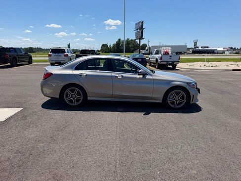 Used 2020 Mercedes-Benz C 300 4MATIC Sedan image 4