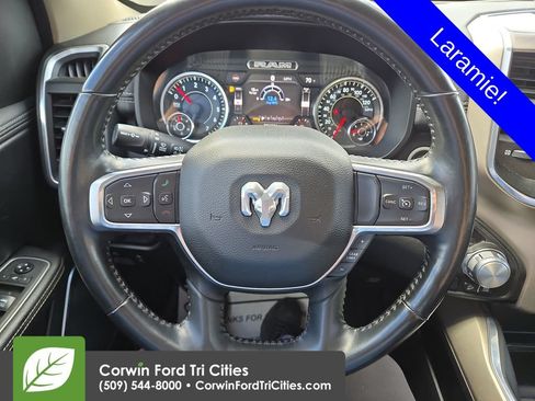 Used 2021 RAM 1500 Laramie AWD/4WD image 18