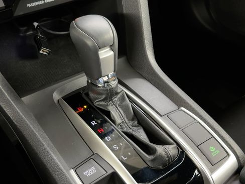 Certified 2019 Honda Civic EX image 17