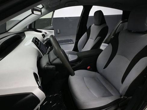 Used 2022 Toyota Prius LE FWD image 23