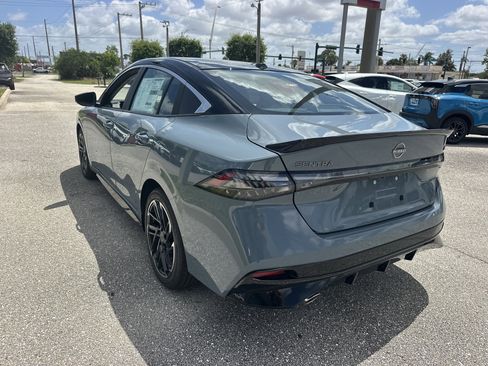 New 2026 Nissan Sentra SR FWD image 9