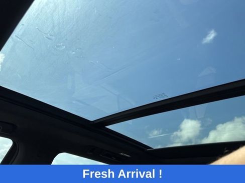 Used 2023 Chevrolet Tahoe Premier RWD image 12