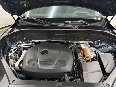 Used 2024 Volvo XC90 T8 Ultimate image 33