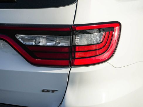 Used 2024 Dodge Durango GT RWD image 6