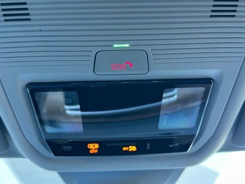 New 2026 Volkswagen Atlas SE image 36