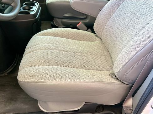 Used 2022 Chevrolet Express 2500 LS w/ Driver Convenience Package RWD image 17