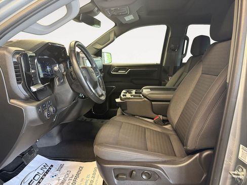 Used 2023 Chevrolet Silverado 1500 RST AWD/4WD image 10