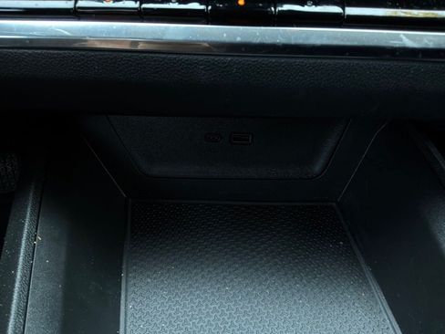 Used 2025 Chevrolet Equinox LT FWD image 22