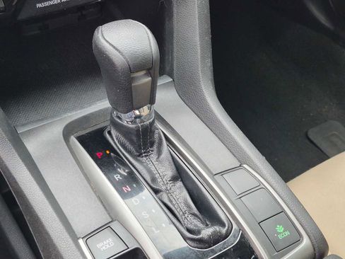Used 2018 Honda Civic EX image 33