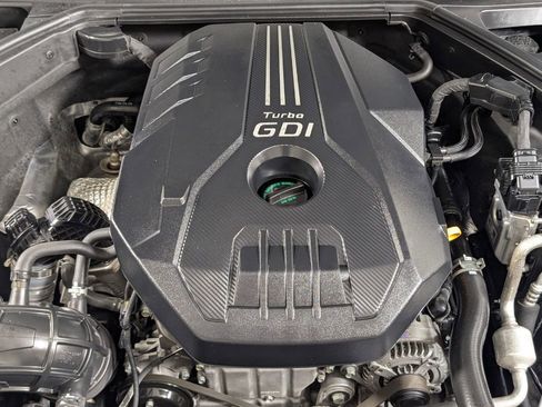 Used 2023 Genesis G70 2.0T w/ Sport Prestige Package image 11