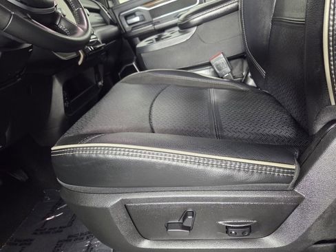 Used 2024 RAM 2500 Laramie w/ Safety Group AWD/4WD image 12