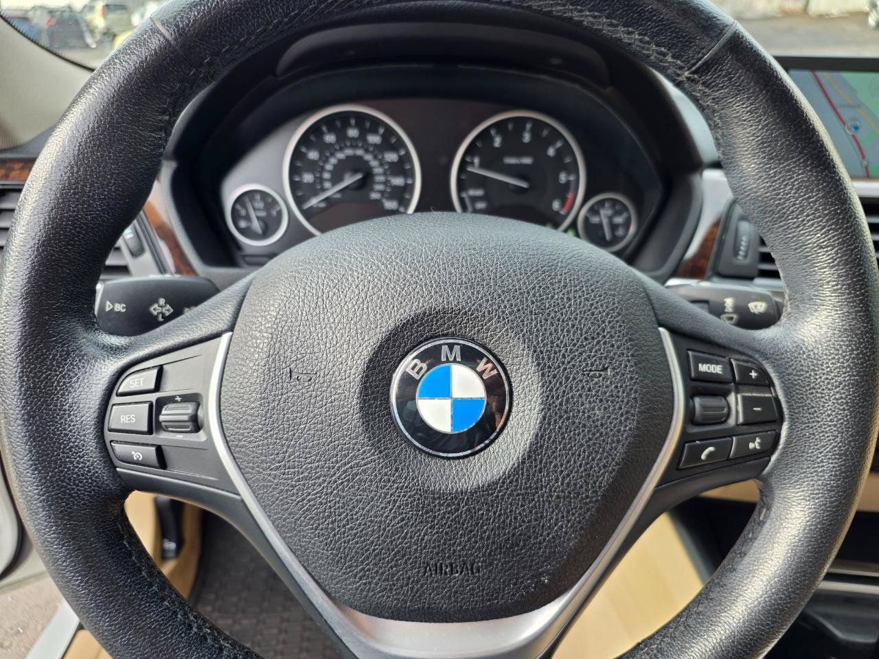 Used 2014 BMW 328d xDrive Sedan AWD/4WD image 18