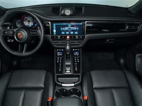 New 2026 Porsche Macan S image 18