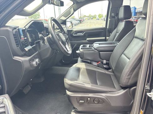 Used 2025 GMC Sierra 1500 SLT AWD/4WD image 20