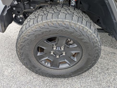 Used 2021 Jeep Gladiator Mojave w/ LED Lighting Group image 10