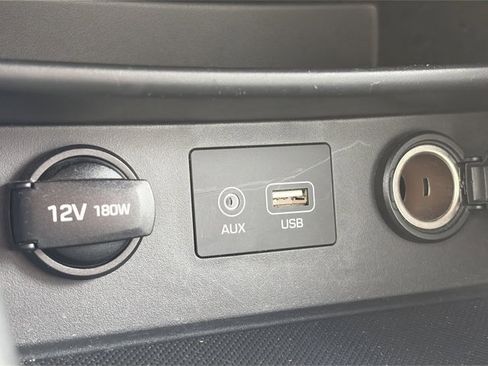 Used 2018 Hyundai Kona Limited image 20