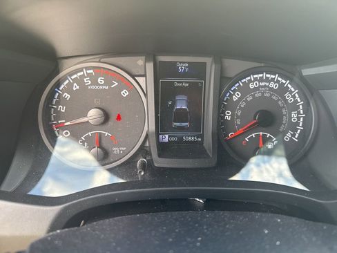 Used 2023 Toyota Tacoma SR w/ SR Convenience Package image 15