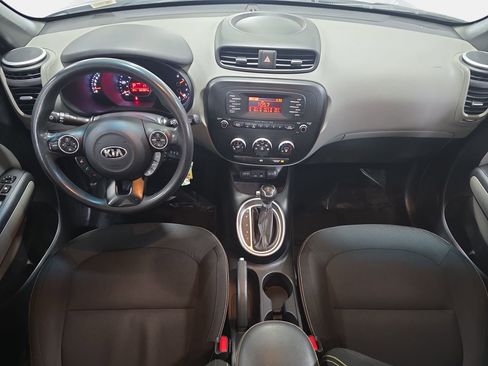 Used 2014 Kia Soul + w/ Eco Package FWD image 9