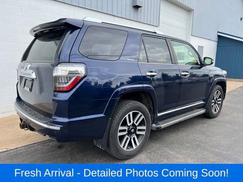 Used 2014 Toyota 4Runner Limited AWD/4WD image 4