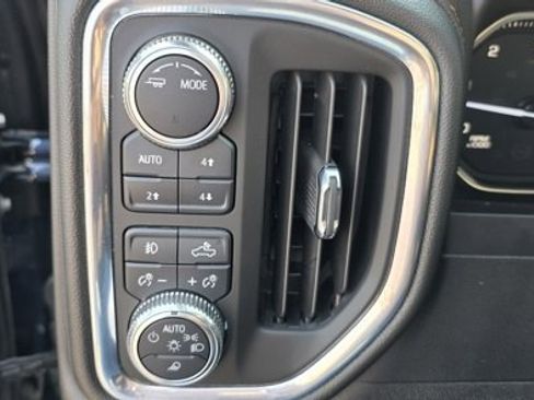 Used 2023 GMC Sierra 3500 AT4 w/ Gooseneck/5TH Wheel Package image 18