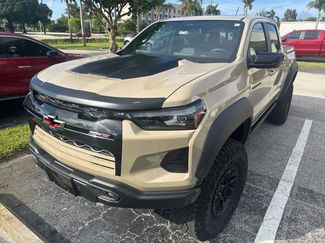 Used 2024 Chevrolet Colorado ZR2 w/ ZR2 Bison Edition AWD/4WD video 1