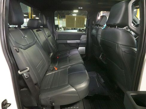 Certified 2025 Ford F250 Platinum w/ FX4 Off-Road Package AWD/4WD image 31
