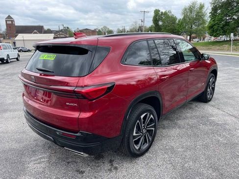 Used 2026 Buick Enclave Sport Touring w/ Super Cruise Package image 5