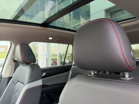 New 2026 Volkswagen Atlas Peak Edition AWD/4WD image 23
