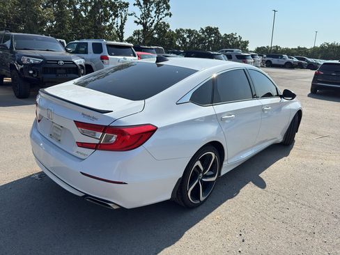 Used 2021 Honda Accord Sport image 5