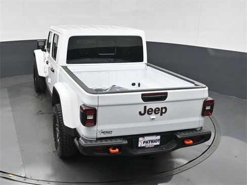 New 2025 Jeep Gladiator Mojave image 30