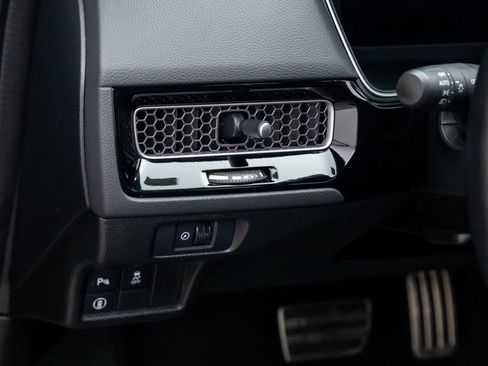 Used 2022 Honda Civic Sport Touring image 18