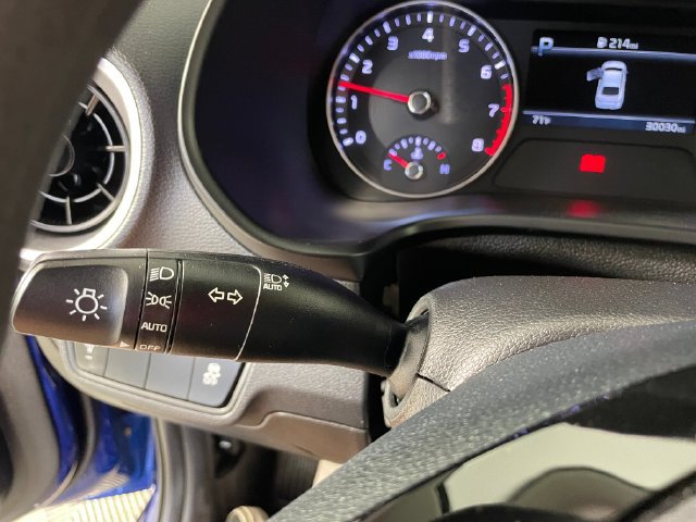 Used 2023 Kia Forte LXS FWD image 13