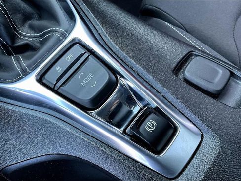 Used 2022 Chevrolet Camaro LT w/ Redline Edition image 15